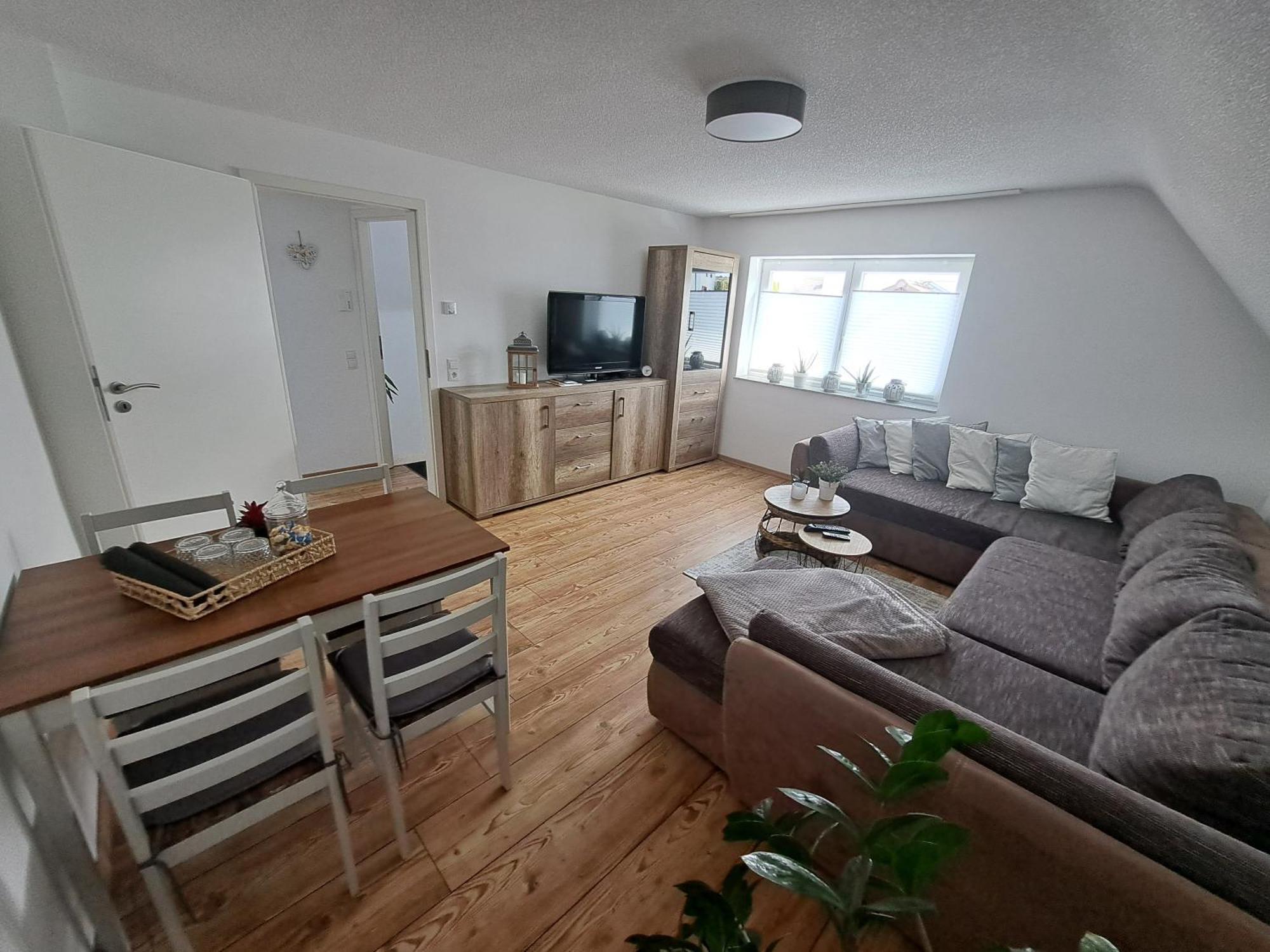 Wunderschoenes 2 Zimmer Apartment Inkl. Parkplatz Asbach  エクステリア 写真