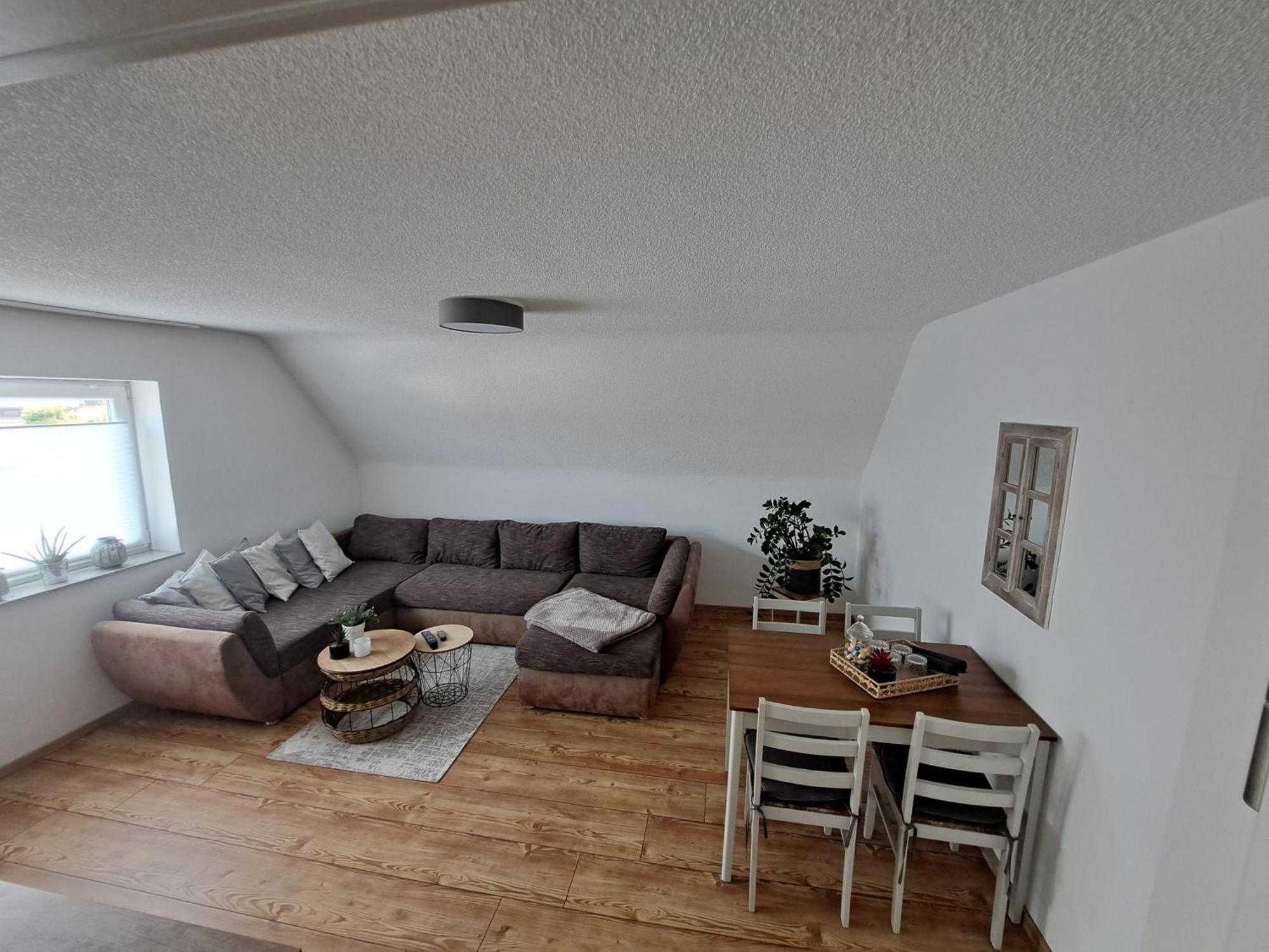 Wunderschoenes 2 Zimmer Apartment Inkl. Parkplatz Asbach  エクステリア 写真