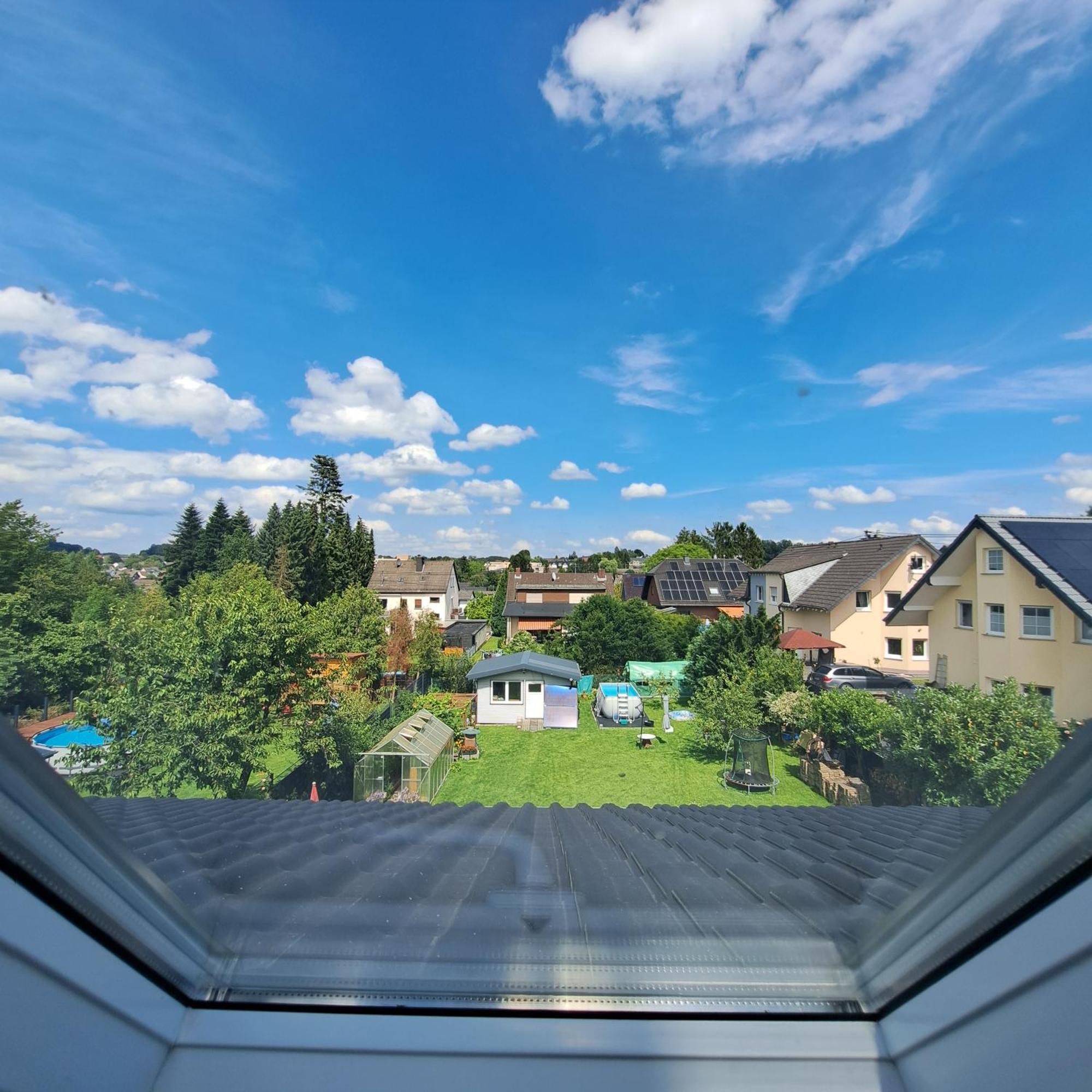 Wunderschoenes 2 Zimmer Apartment Inkl. Parkplatz Asbach  エクステリア 写真