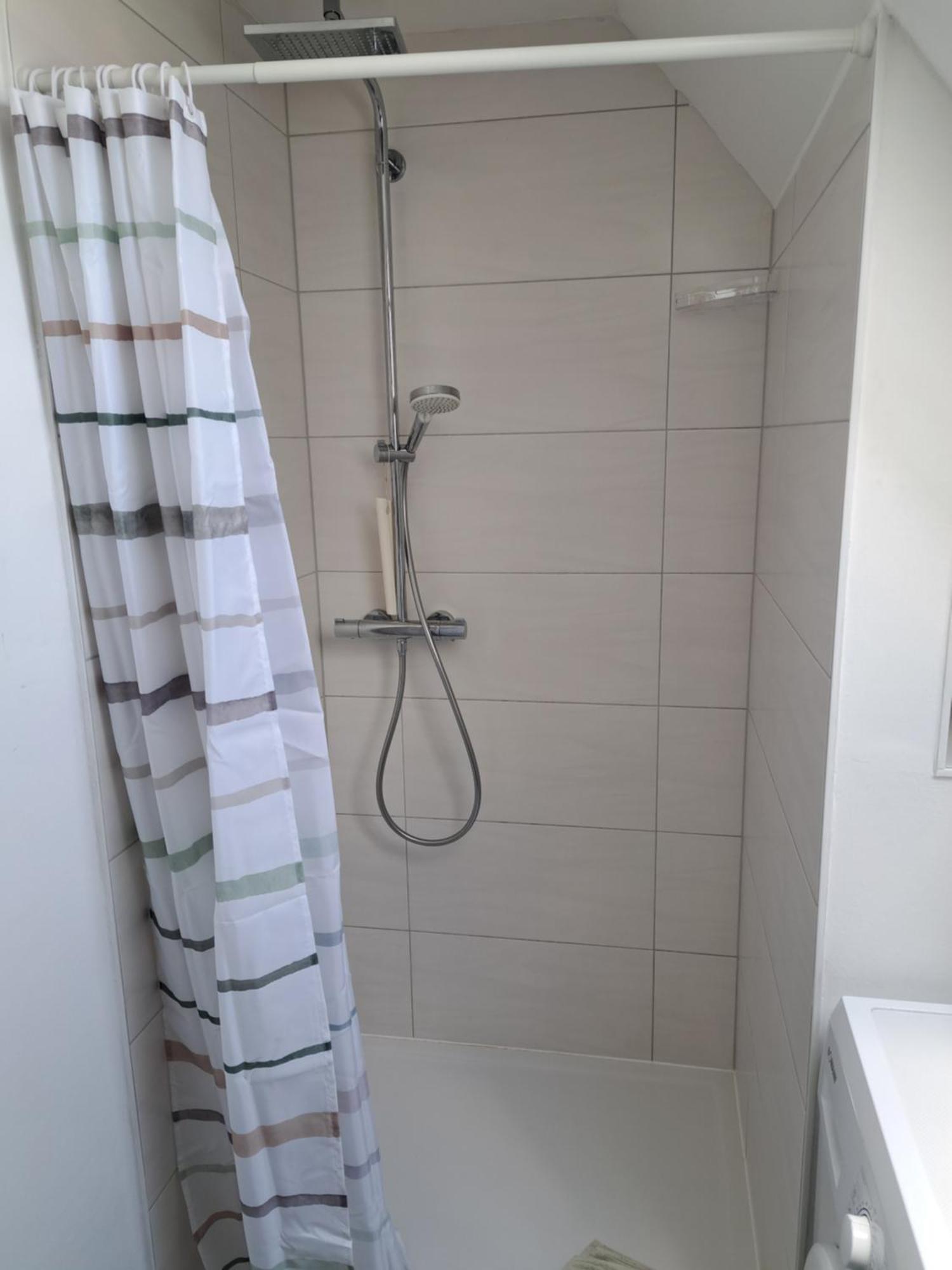 Wunderschoenes 2 Zimmer Apartment Inkl. Parkplatz Asbach  エクステリア 写真